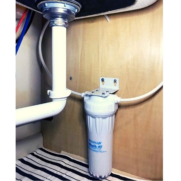 Under the sink water filter